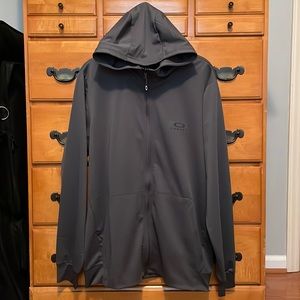 NEW Men’s Oakley Performance Zip Up Jacket